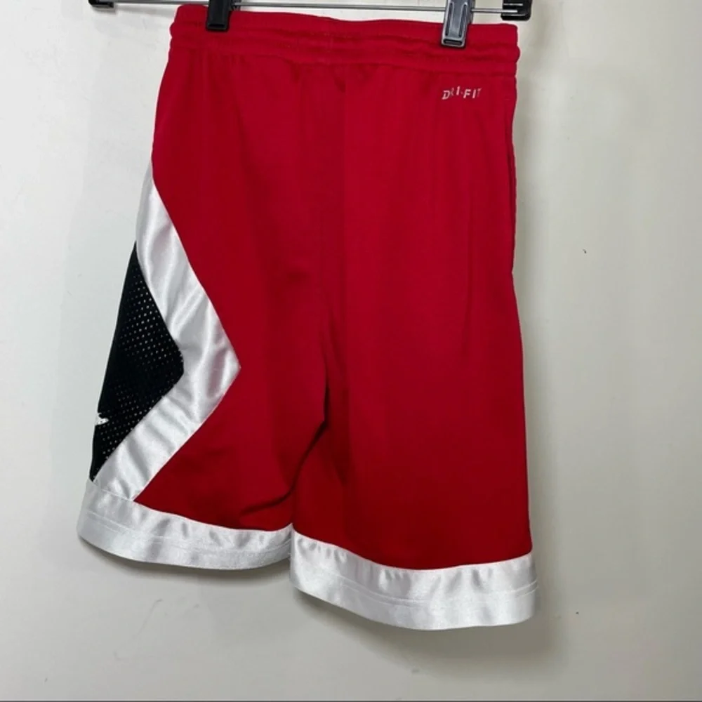 Jordan jumpman bys basketball shorts red logo size medium athletic